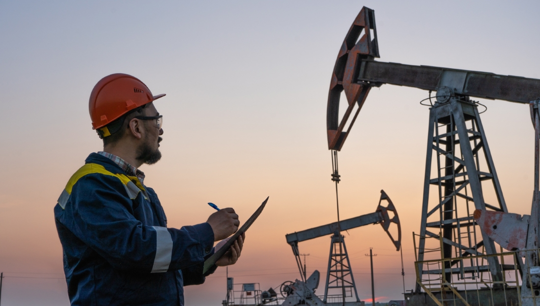 How To Find Remote Crew Lodging in the U.S. Fracking Regions and Canadian Oil Sands