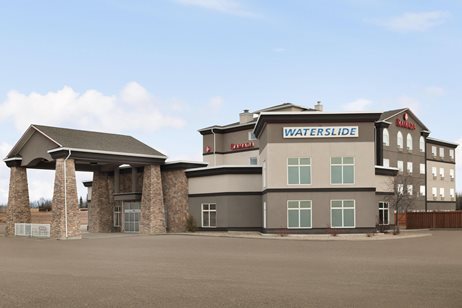 An outside view of Ramada Drayton Valley Hotel in Drayton Valley, Alberta. 